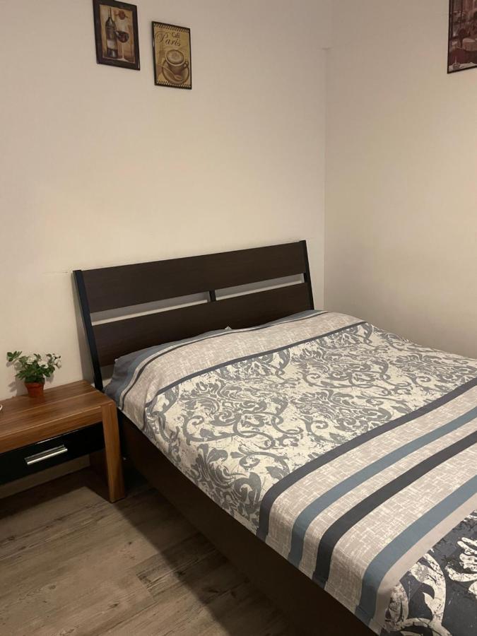 Апартаменты Studio Piata Amzei 1 Бухарест Экстерьер фото